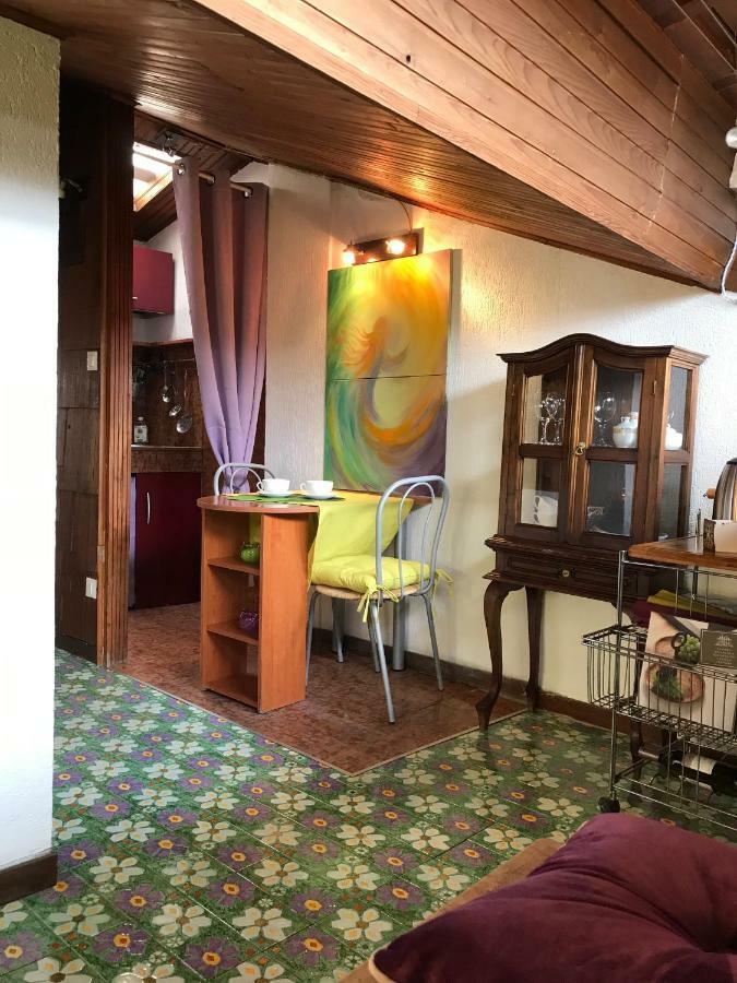 La Soffitta Bohemien Appartement Verona Buitenkant foto