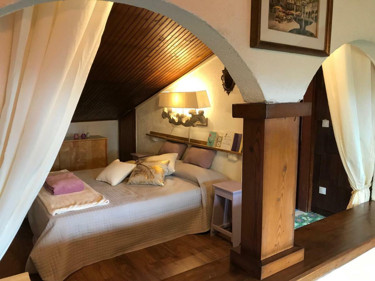 La Soffitta Bohemien Appartement Verona Buitenkant foto